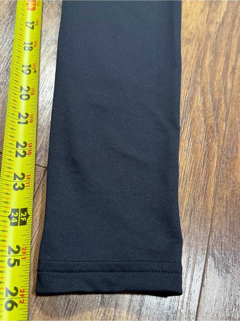 Men’s Under Armour black cold gear compression leggings Size L